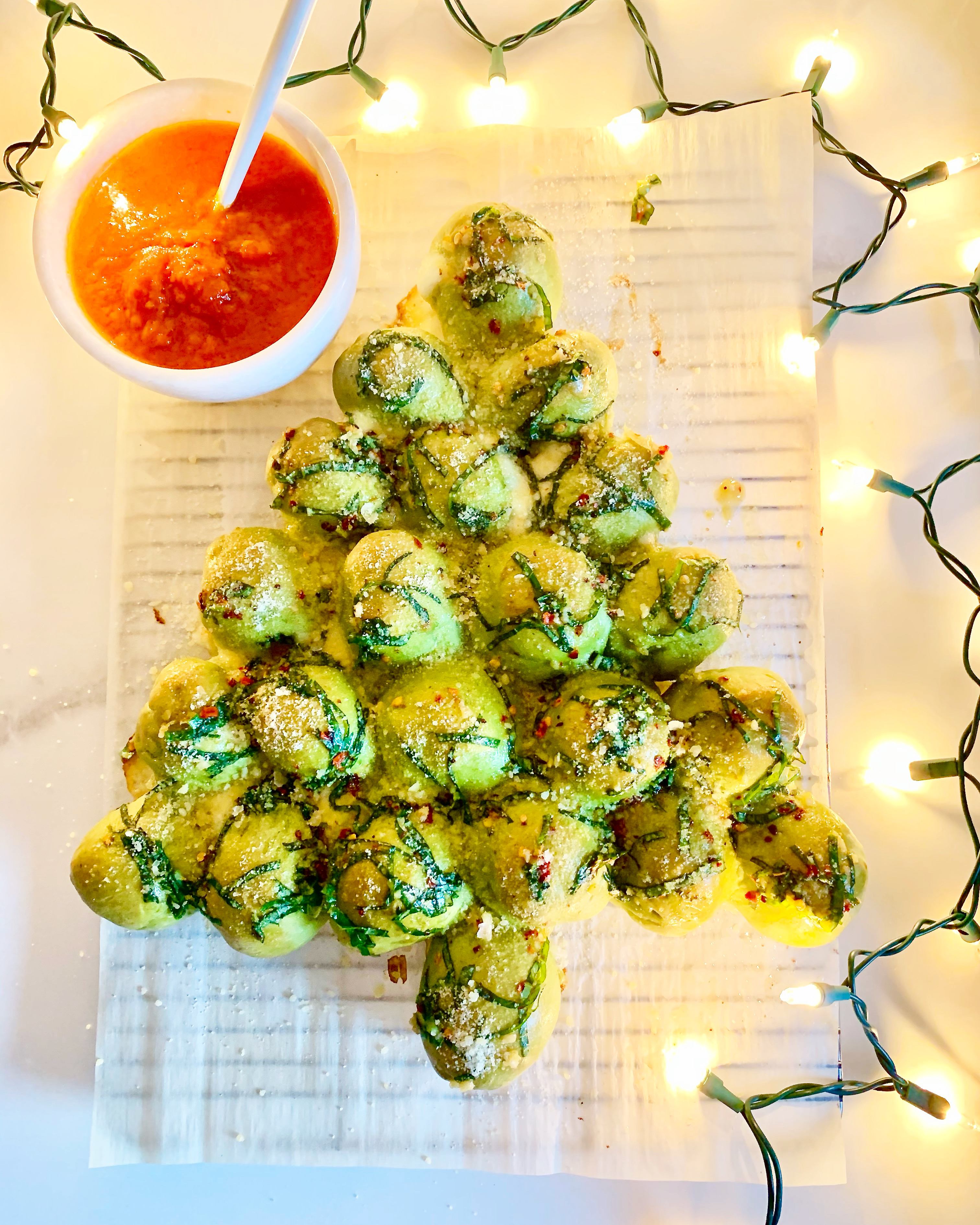 Pull Apart Cheesy Bread Christmas Tree - Chand's Kitchen